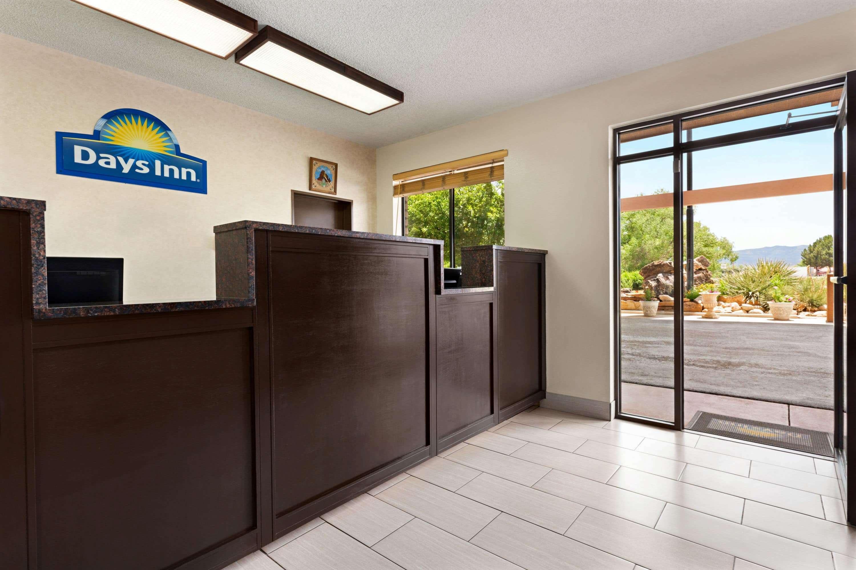 Days Inn By Wyndham Cortez Exterior photo