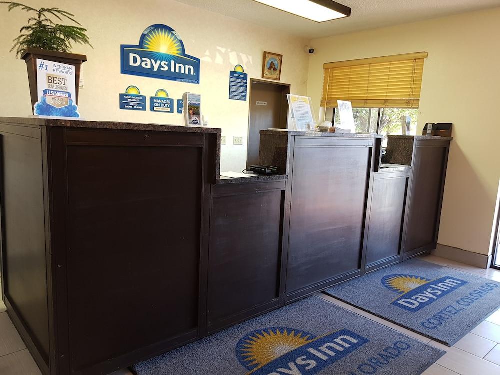 Days Inn By Wyndham Cortez Exterior photo